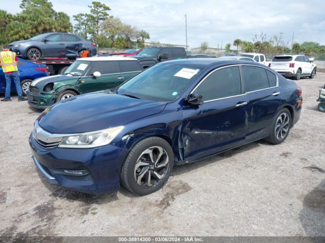 Photo 1 VIN: 1HGCR2F72HA118058 - HONDA ACCORD 