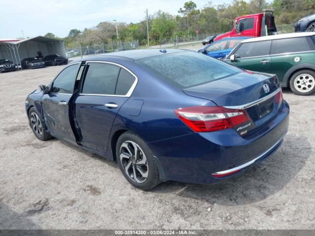 Photo 2 VIN: 1HGCR2F72HA118058 - HONDA ACCORD 