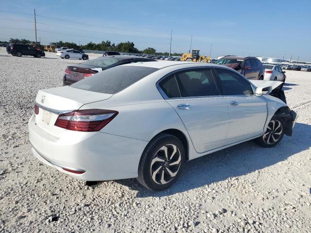 Photo 2 VIN: 1HGCR2F72HA270101 - HONDA ACCORD EX 