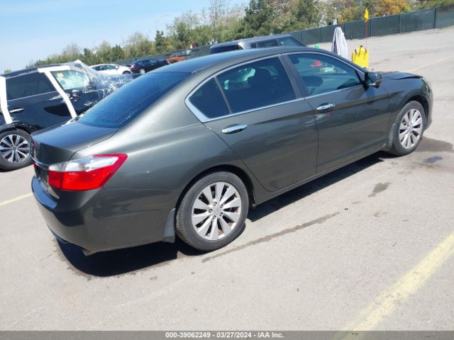 Photo 3 VIN: 1HGCR2F73DA068071 - HONDA ACCORD 