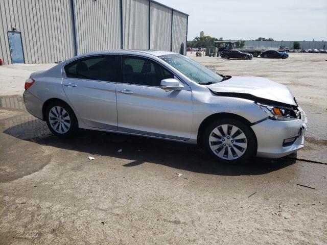 Photo 3 VIN: 1HGCR2F73DA108732 - HONDA ACCORD 