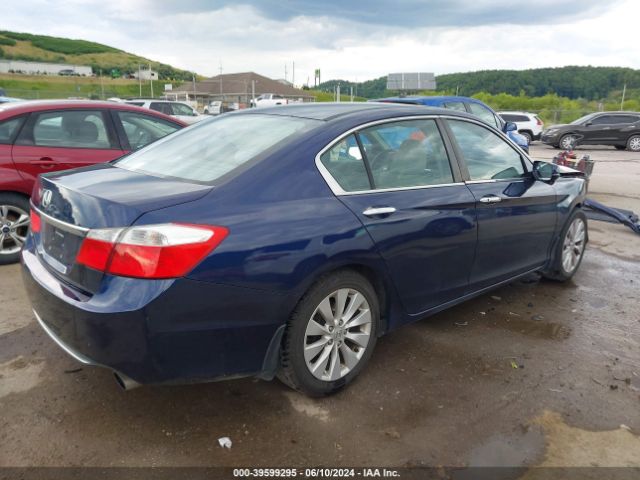 Photo 3 VIN: 1HGCR2F73DA113445 - HONDA ACCORD 