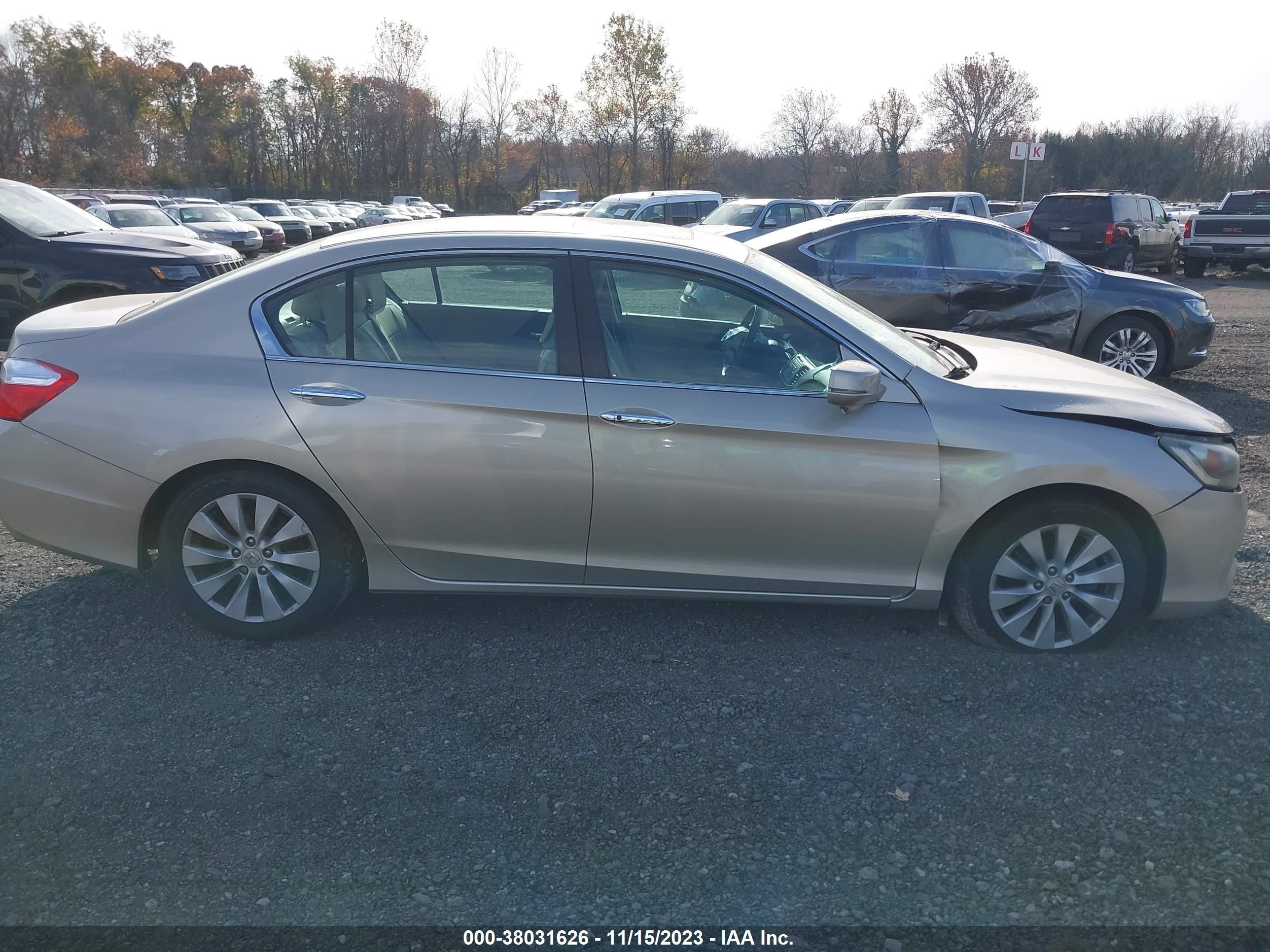 Photo 12 VIN: 1HGCR2F73EA182248 - HONDA ACCORD 