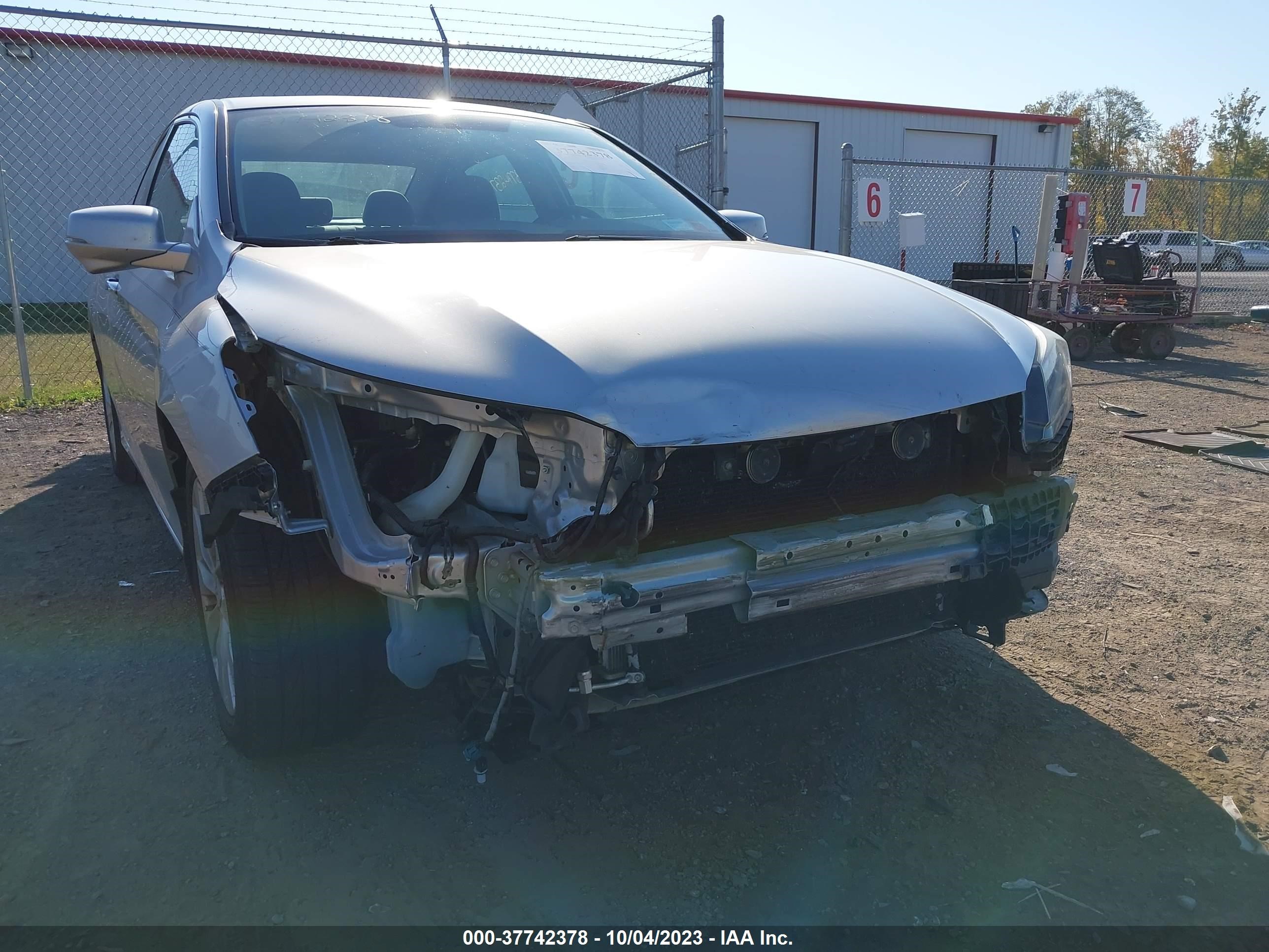 Photo 5 VIN: 1HGCR2F73FA131222 - HONDA ACCORD 