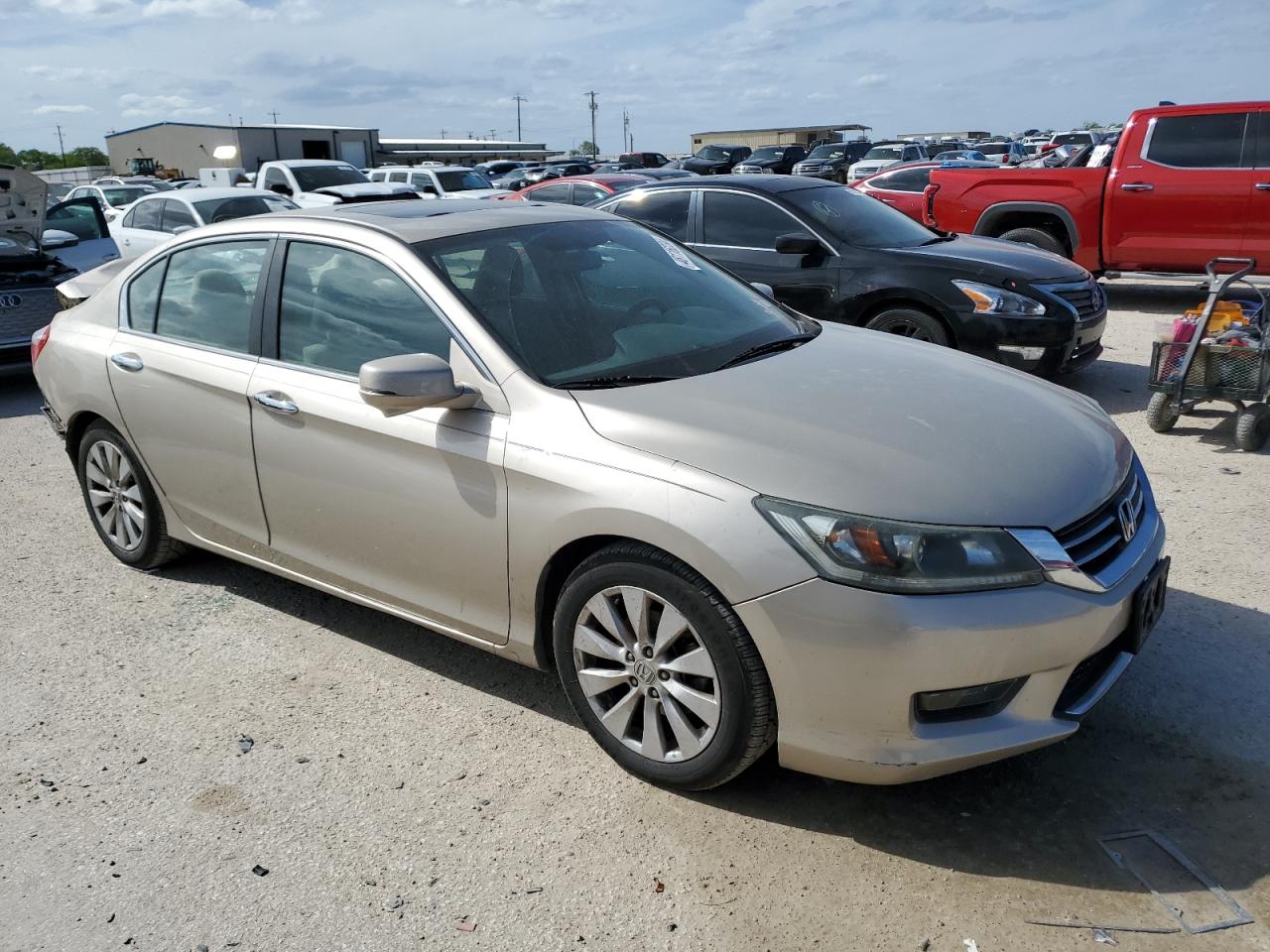 Photo 3 VIN: 1HGCR2F73FA180453 - HONDA ACCORD 