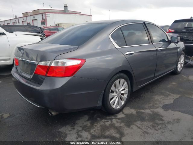 Photo 3 VIN: 1HGCR2F73FA203147 - HONDA ACCORD 