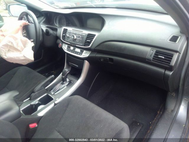 Photo 4 VIN: 1HGCR2F73FA214617 - HONDA ACCORD SEDAN 