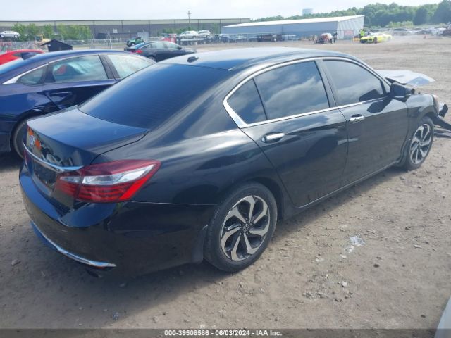 Photo 3 VIN: 1HGCR2F73HA171710 - HONDA ACCORD 