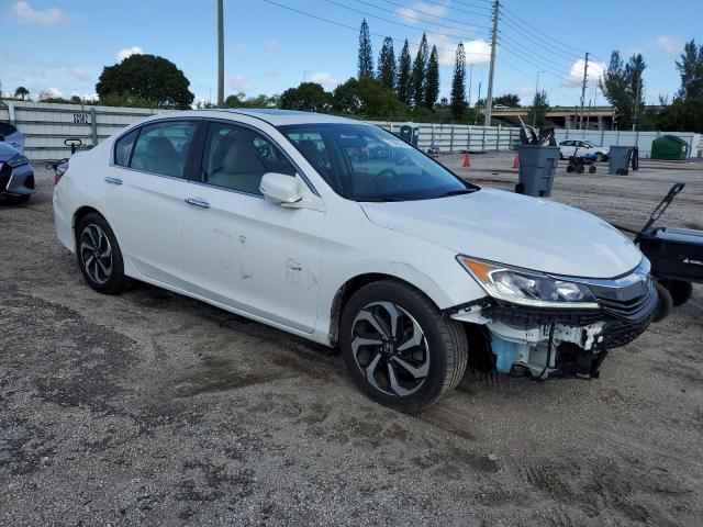 Photo 3 VIN: 1HGCR2F73HA264517 - HONDA ACCORD EX 