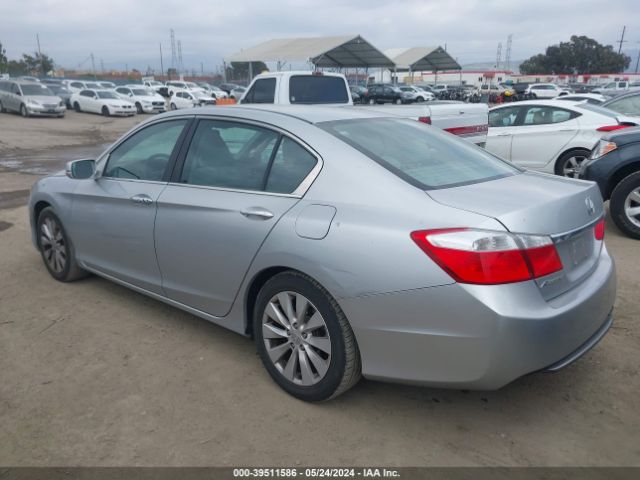 Photo 2 VIN: 1HGCR2F74DA059220 - HONDA ACCORD 