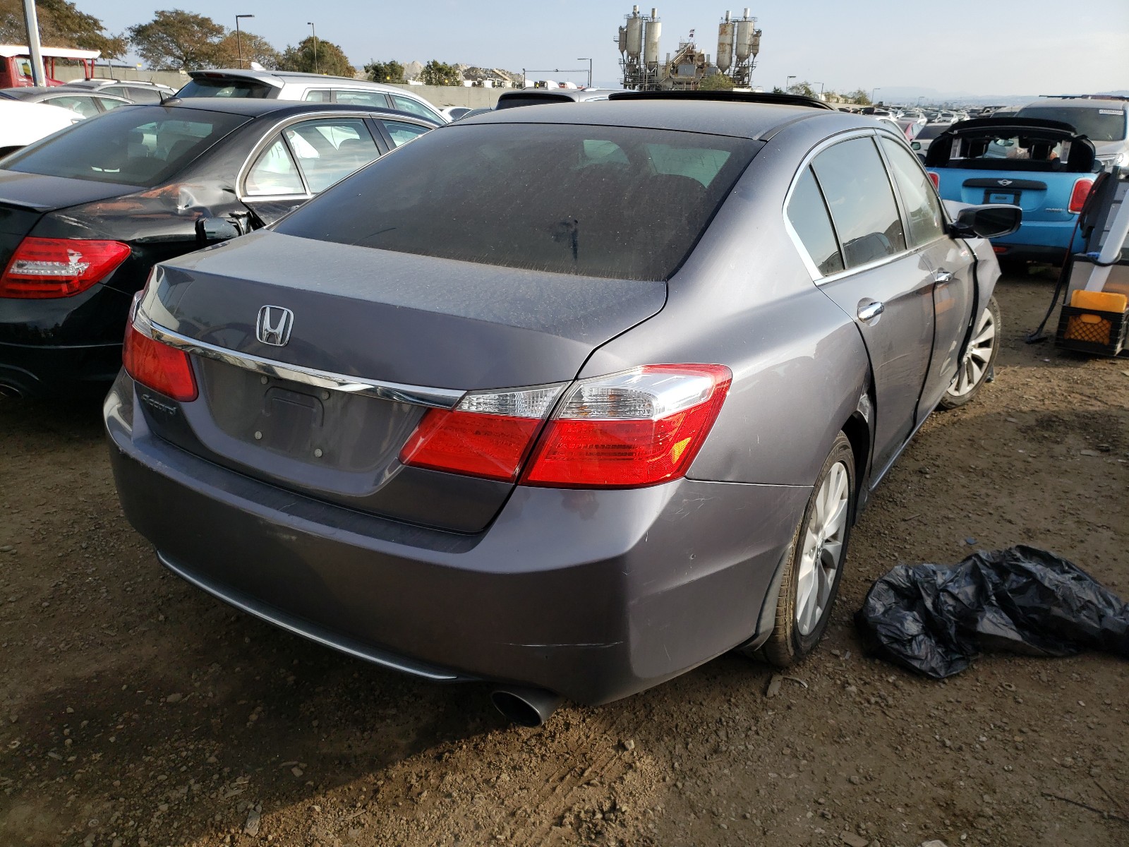 Photo 3 VIN: 1HGCR2F74EA201440 - HONDA ACCORD EX 