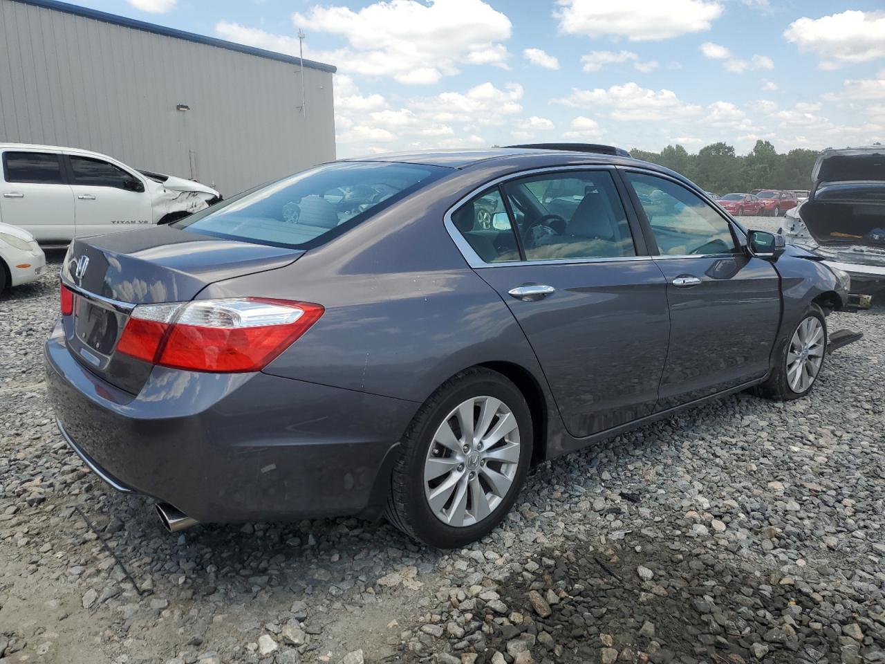 Photo 2 VIN: 1HGCR2F74EA223552 - HONDA ACCORD 