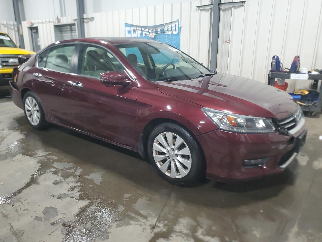 Photo 3 VIN: 1HGCR2F74FA054019 - HONDA ACCORD 