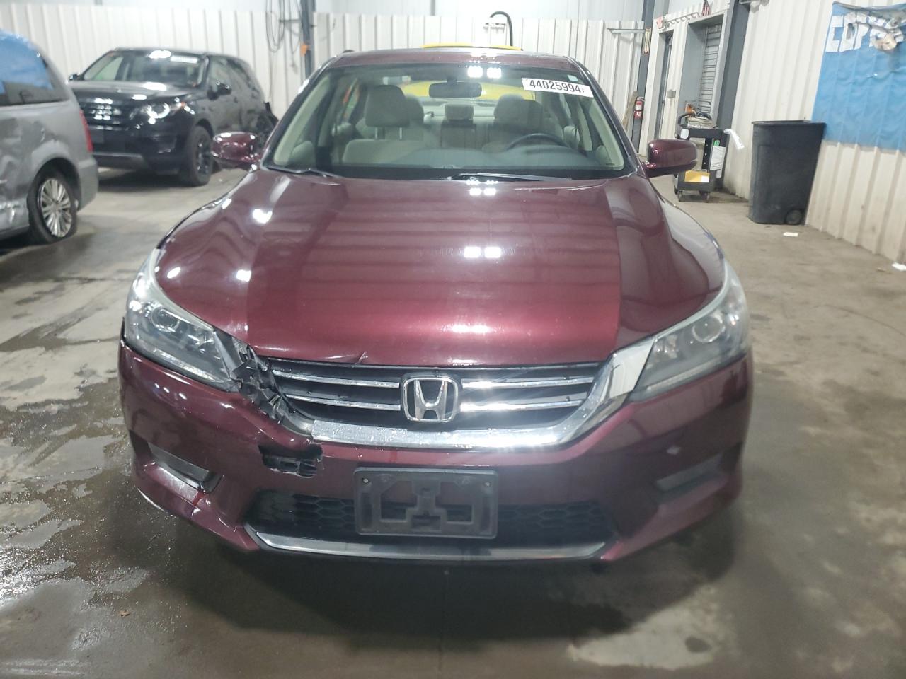 Photo 4 VIN: 1HGCR2F74FA054019 - HONDA ACCORD 