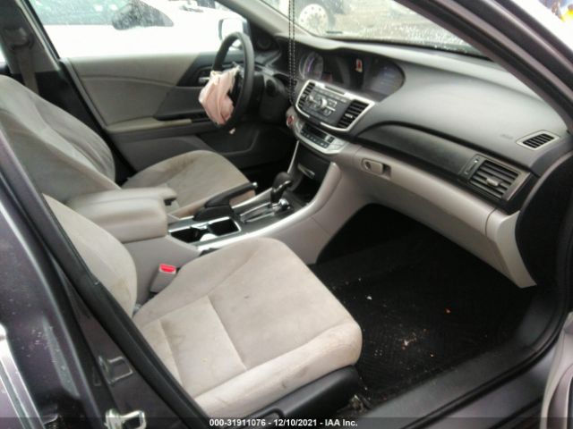 Photo 4 VIN: 1HGCR2F74FA226842 - HONDA ACCORD SEDAN 