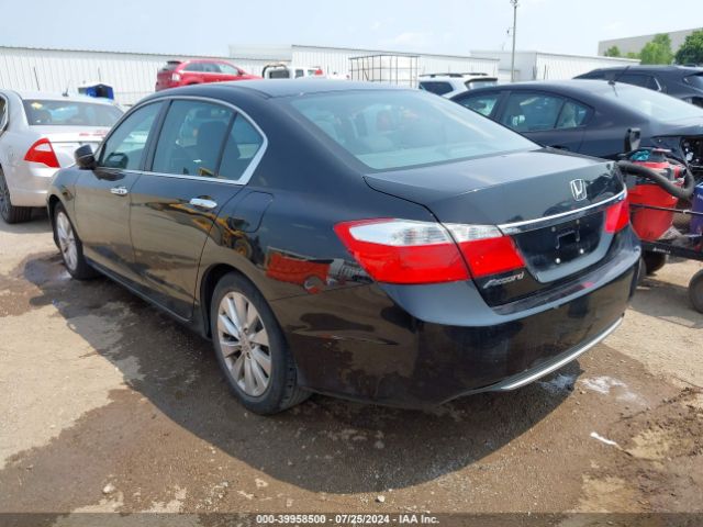 Photo 2 VIN: 1HGCR2F74FA241650 - HONDA ACCORD 