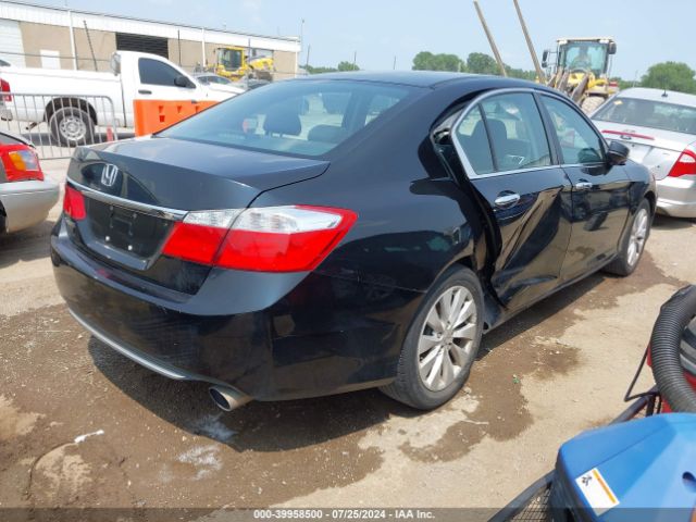 Photo 3 VIN: 1HGCR2F74FA241650 - HONDA ACCORD 