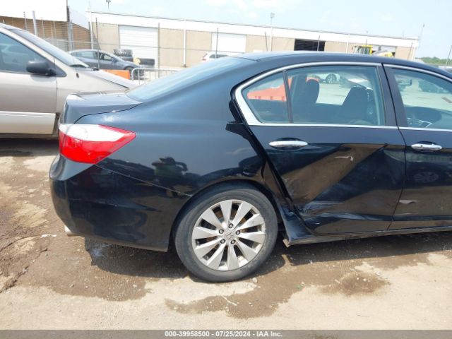 Photo 5 VIN: 1HGCR2F74FA241650 - HONDA ACCORD 