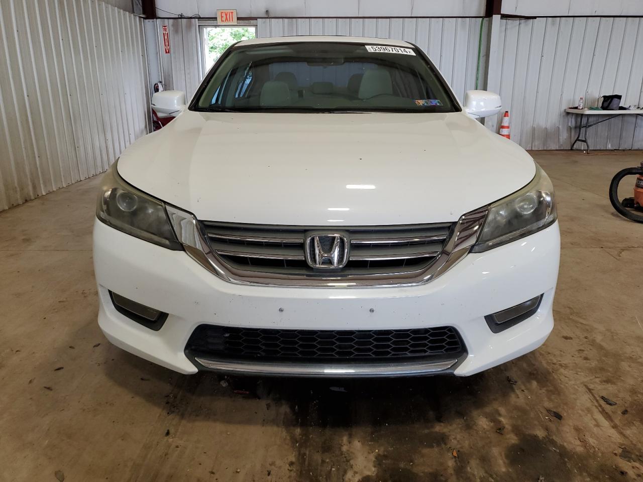 Photo 4 VIN: 1HGCR2F74FA270064 - HONDA ACCORD 