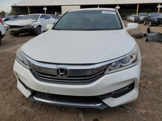 Photo 4 VIN: 1HGCR2F74GA111207 - HONDA ACCORD EX 