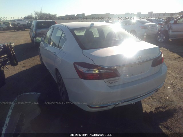 Photo 2 VIN: 1HGCR2F74GA158589 - HONDA ACCORD SEDAN 