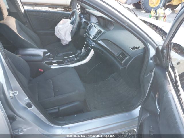 Photo 4 VIN: 1HGCR2F74GA208679 - HONDA ACCORD 