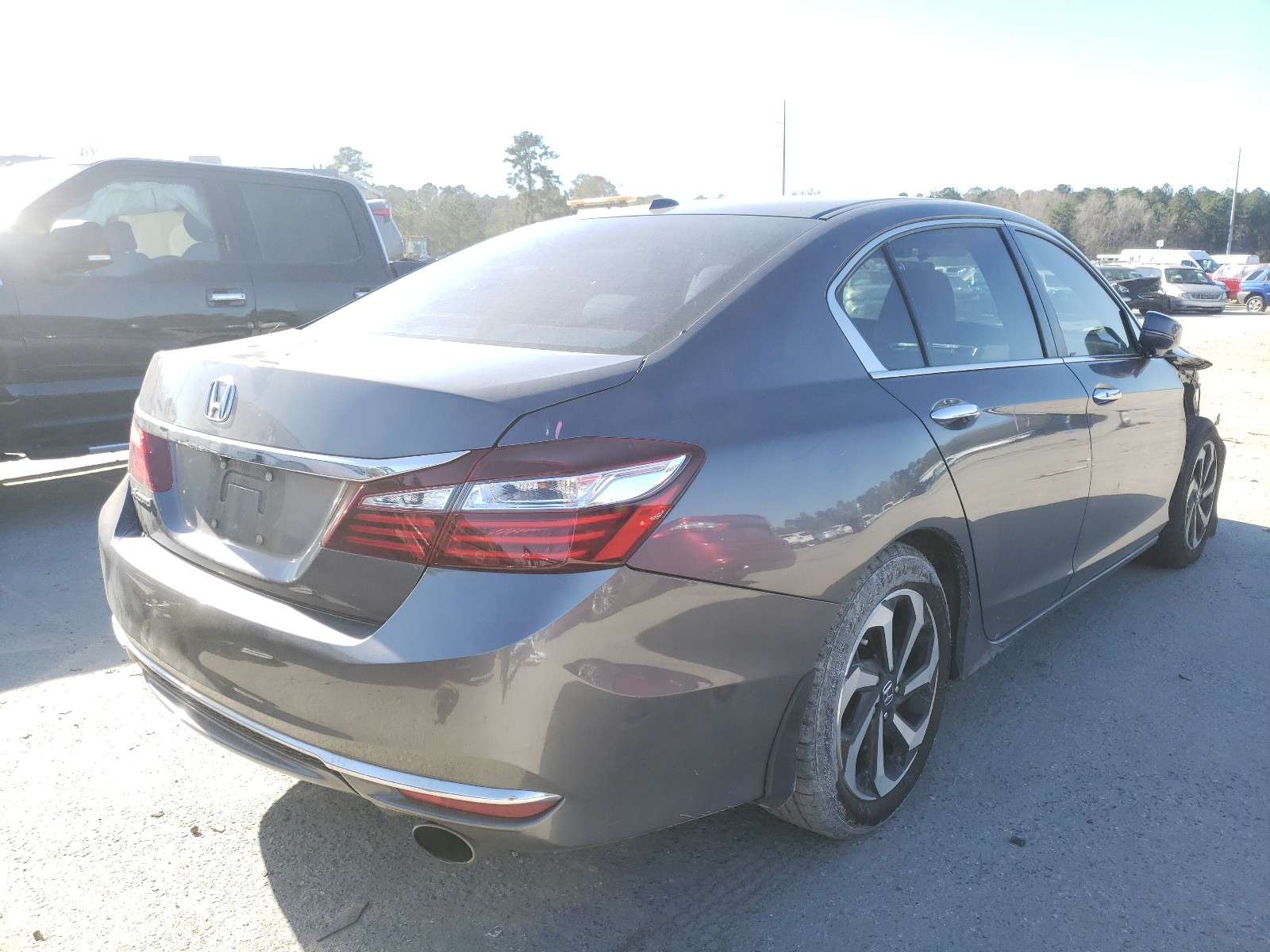 Photo 3 VIN: 1HGCR2F74HA120796 - HONDA ACCORD EX 