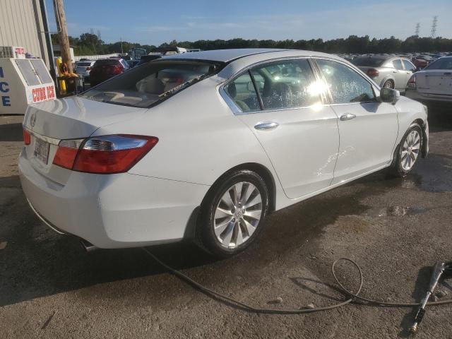 Photo 2 VIN: 1HGCR2F75DA203826 - HONDA ACCORD EX 