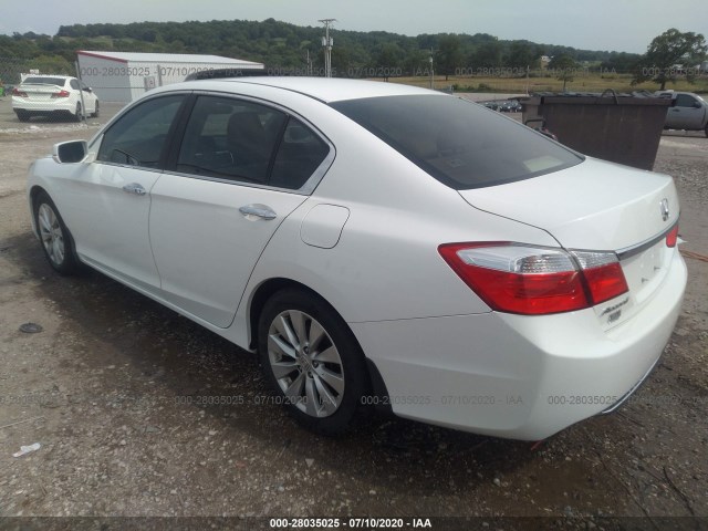 Photo 2 VIN: 1HGCR2F75EA042377 - HONDA ACCORD SEDAN 