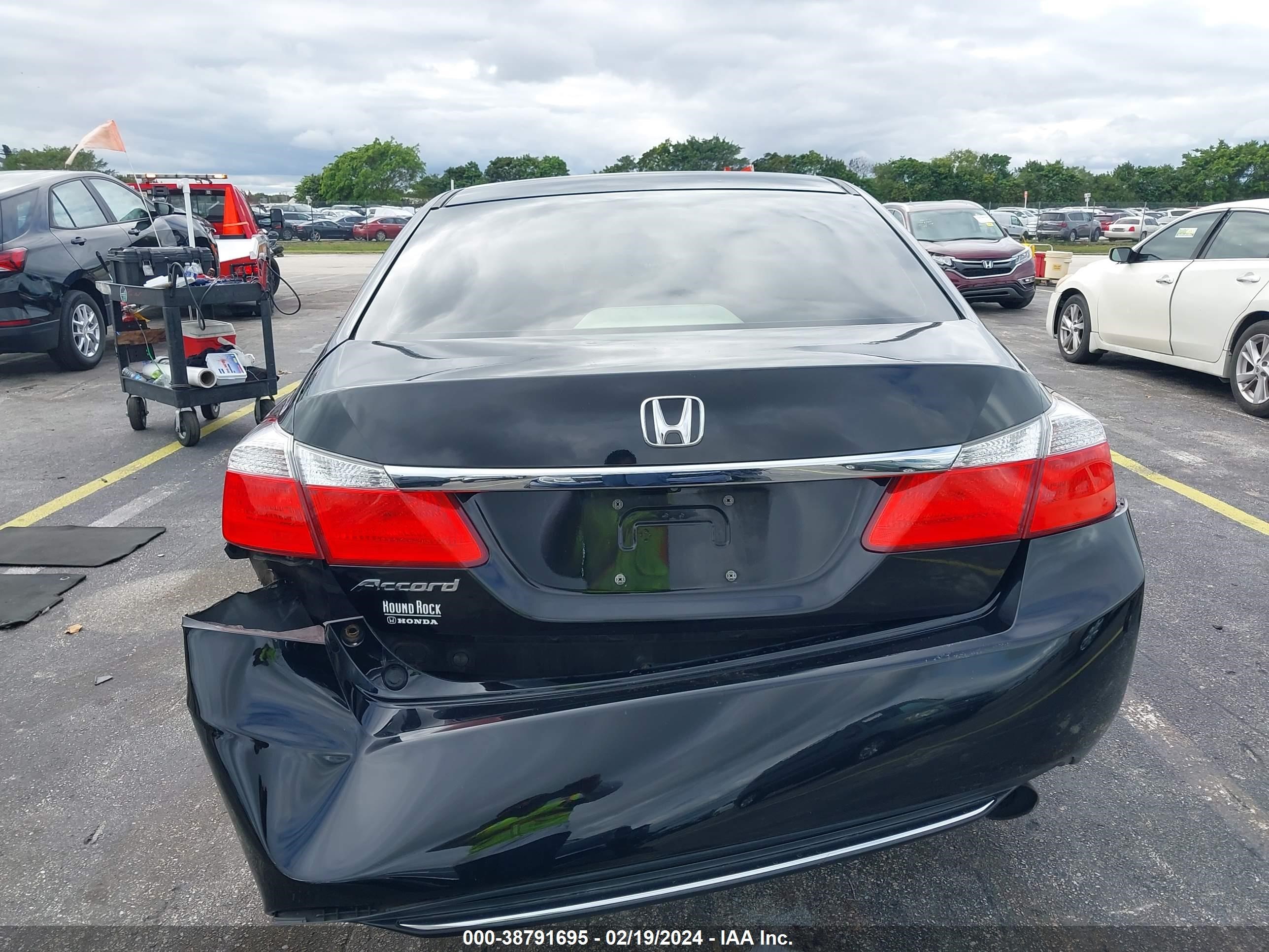 Photo 14 VIN: 1HGCR2F75EA057090 - HONDA ACCORD 