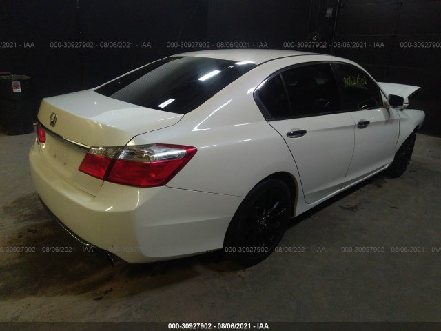 Photo 3 VIN: 1HGCR2F75EA173518 - HONDA ACCORD SEDAN 