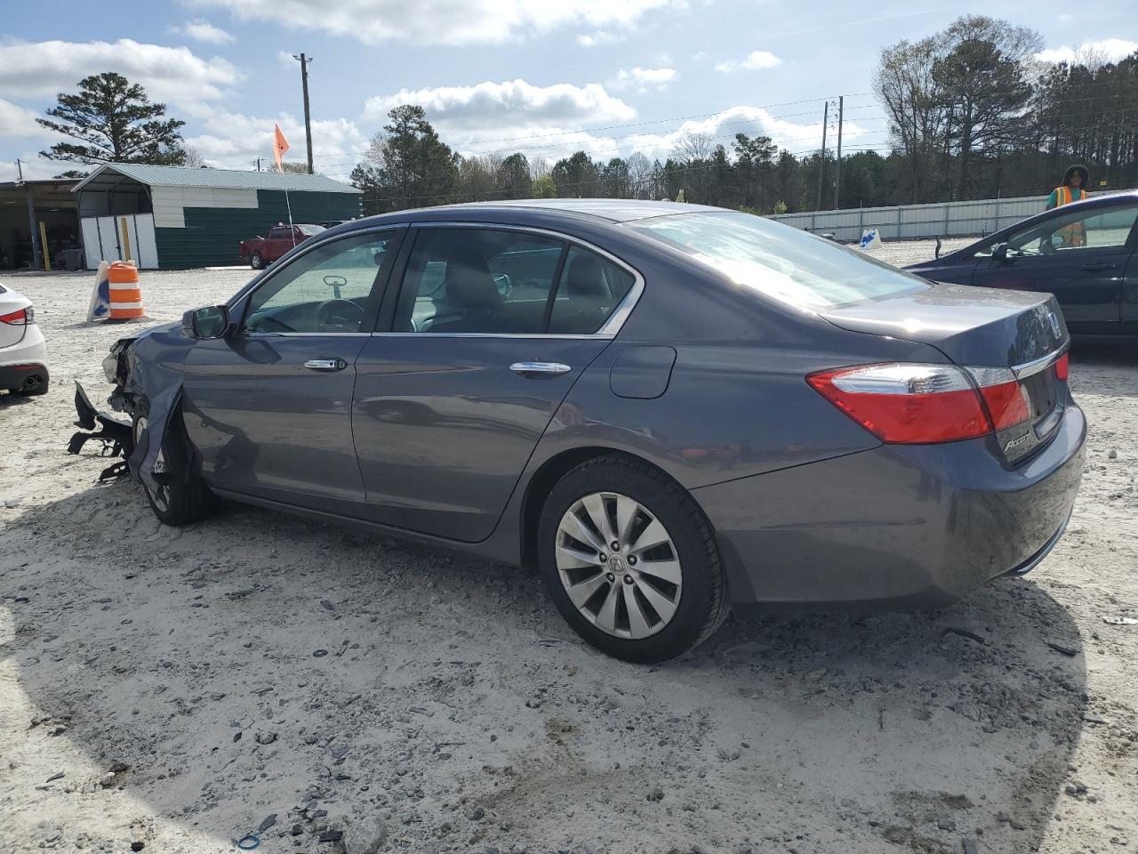 Photo 1 VIN: 1HGCR2F75FA131061 - HONDA ACCORD 