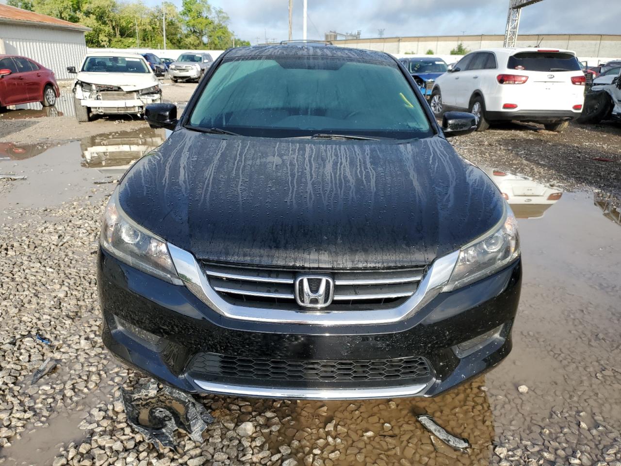 Photo 4 VIN: 1HGCR2F75FA220130 - HONDA ACCORD 