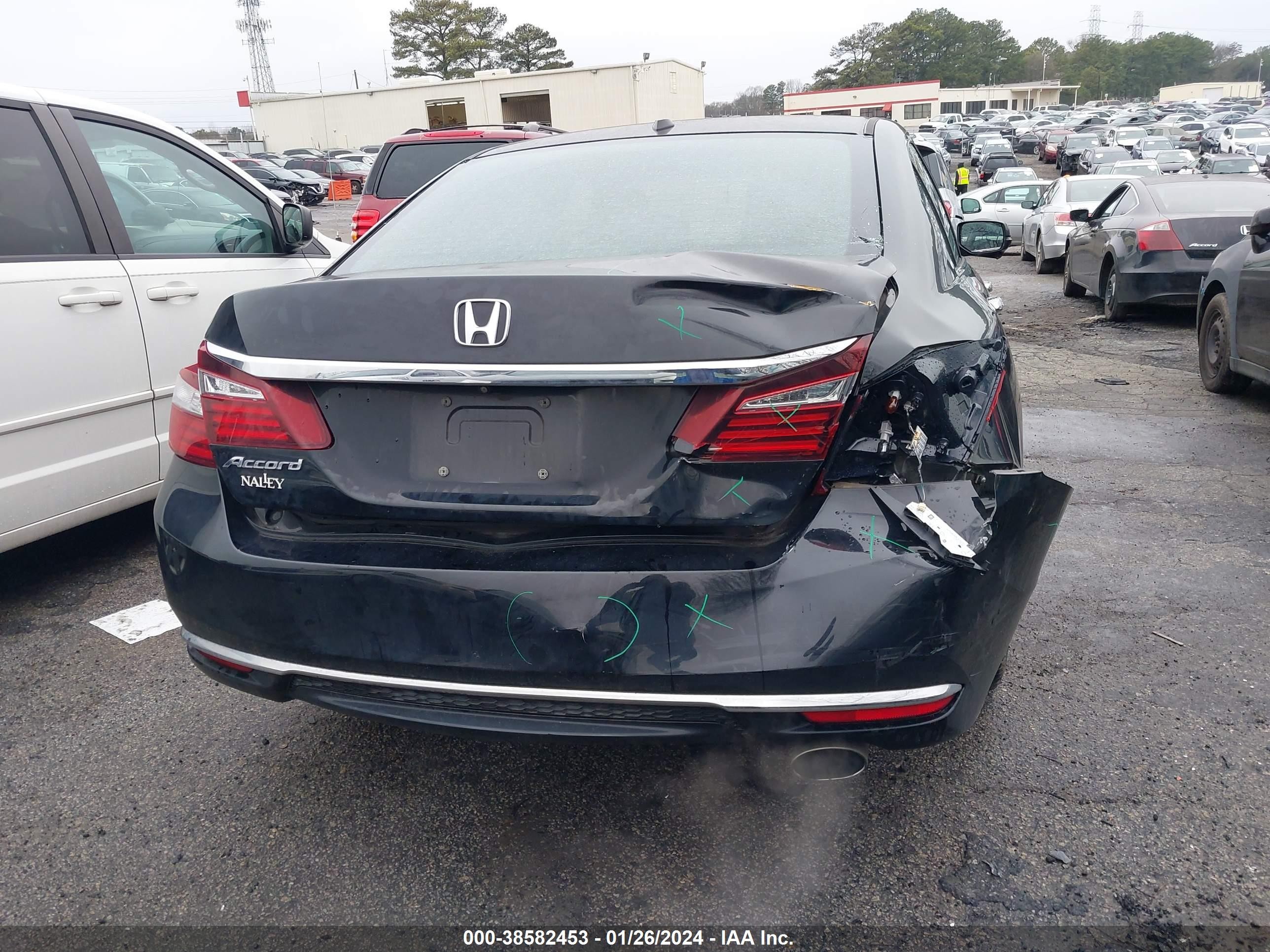 Photo 15 VIN: 1HGCR2F75GA224583 - HONDA ACCORD 