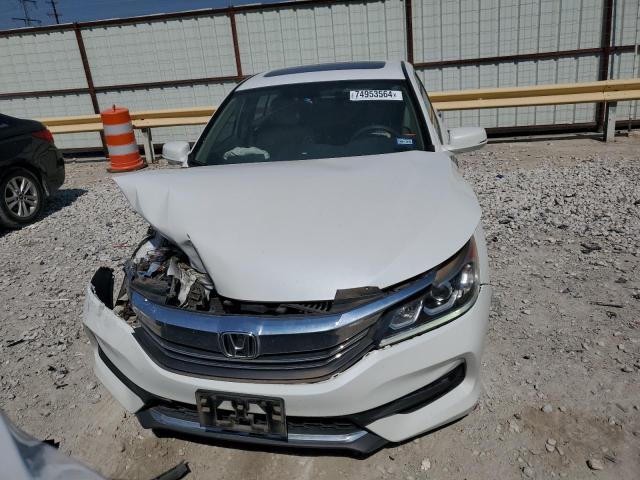 Photo 4 VIN: 1HGCR2F75HA064447 - HONDA ACCORD EX 