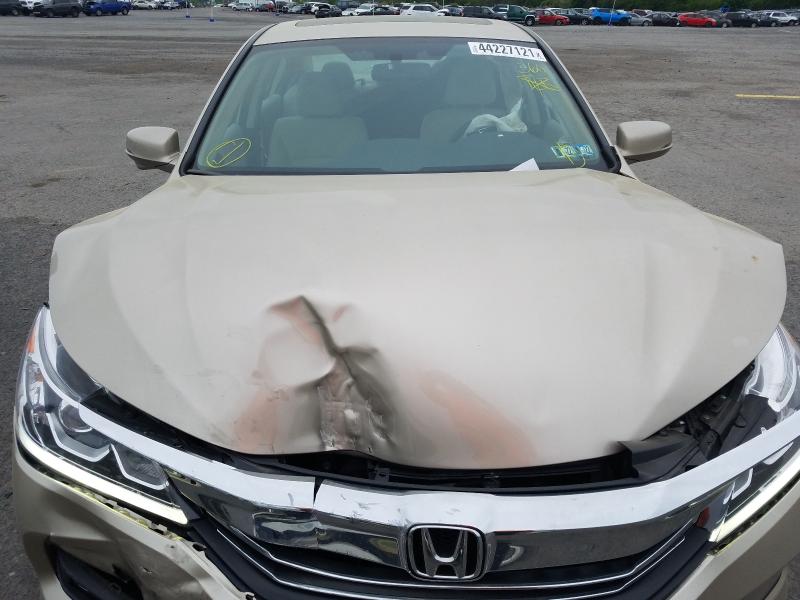 Photo 6 VIN: 1HGCR2F75HA158859 - HONDA ACCORD EX 