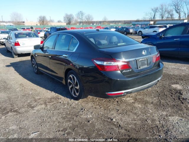 Photo 2 VIN: 1HGCR2F75HA183910 - HONDA ACCORD 