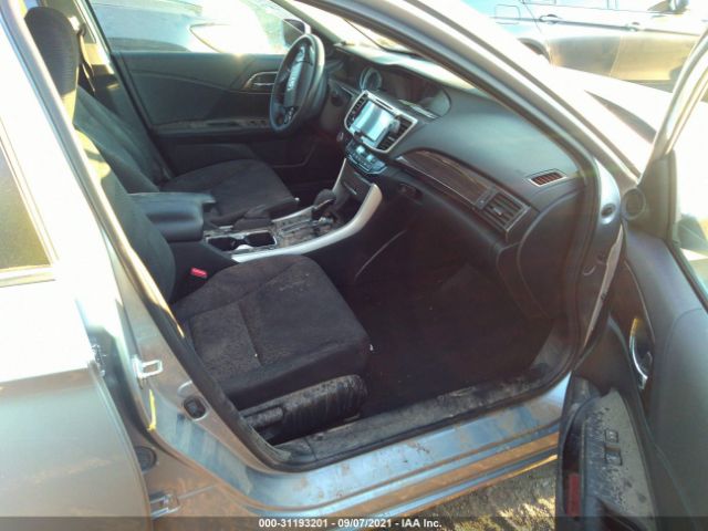 Photo 4 VIN: 1HGCR2F75HA258797 - HONDA ACCORD SEDAN 