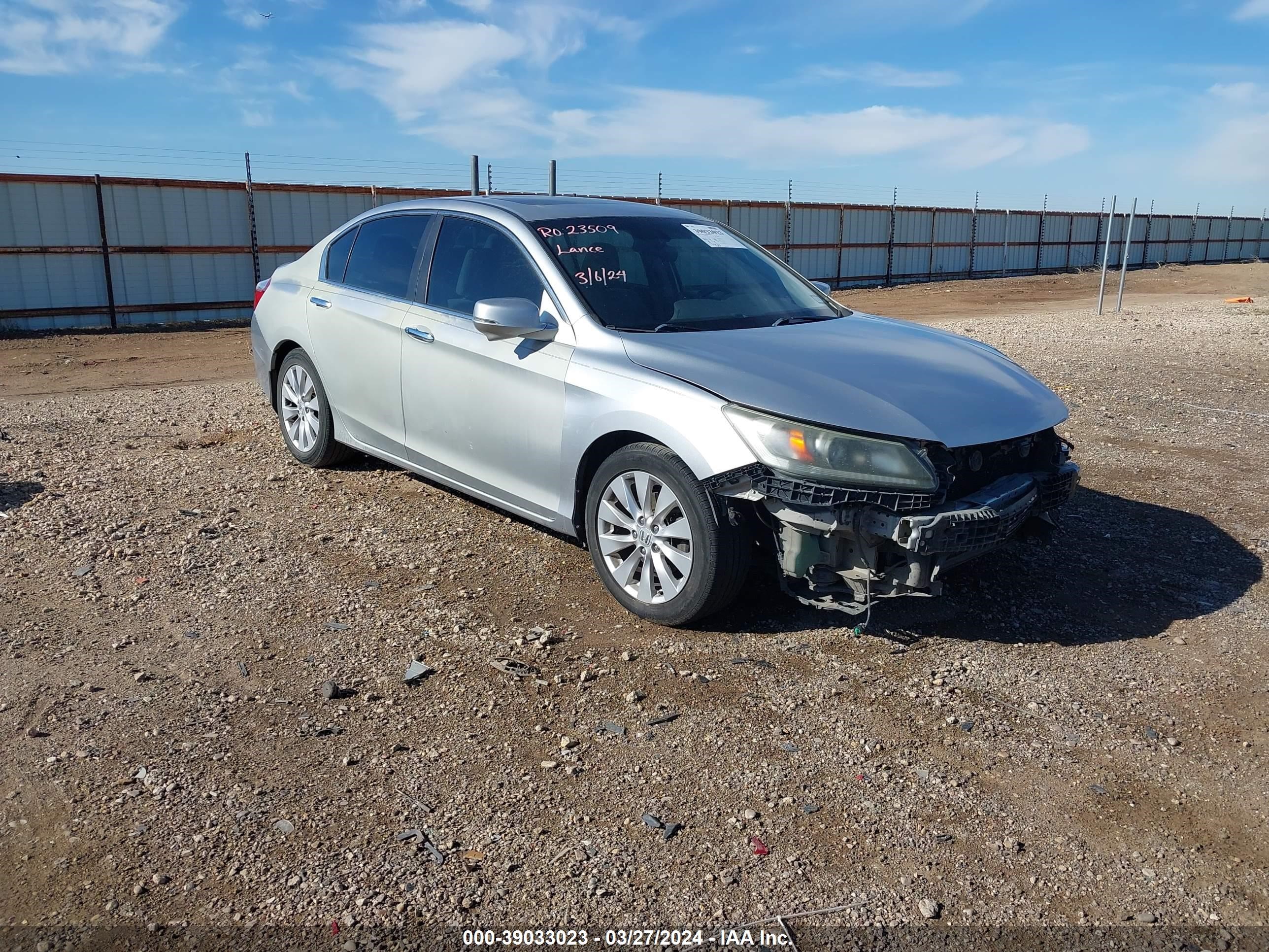 Photo 0 VIN: 1HGCR2F76DA132894 - HONDA ACCORD 