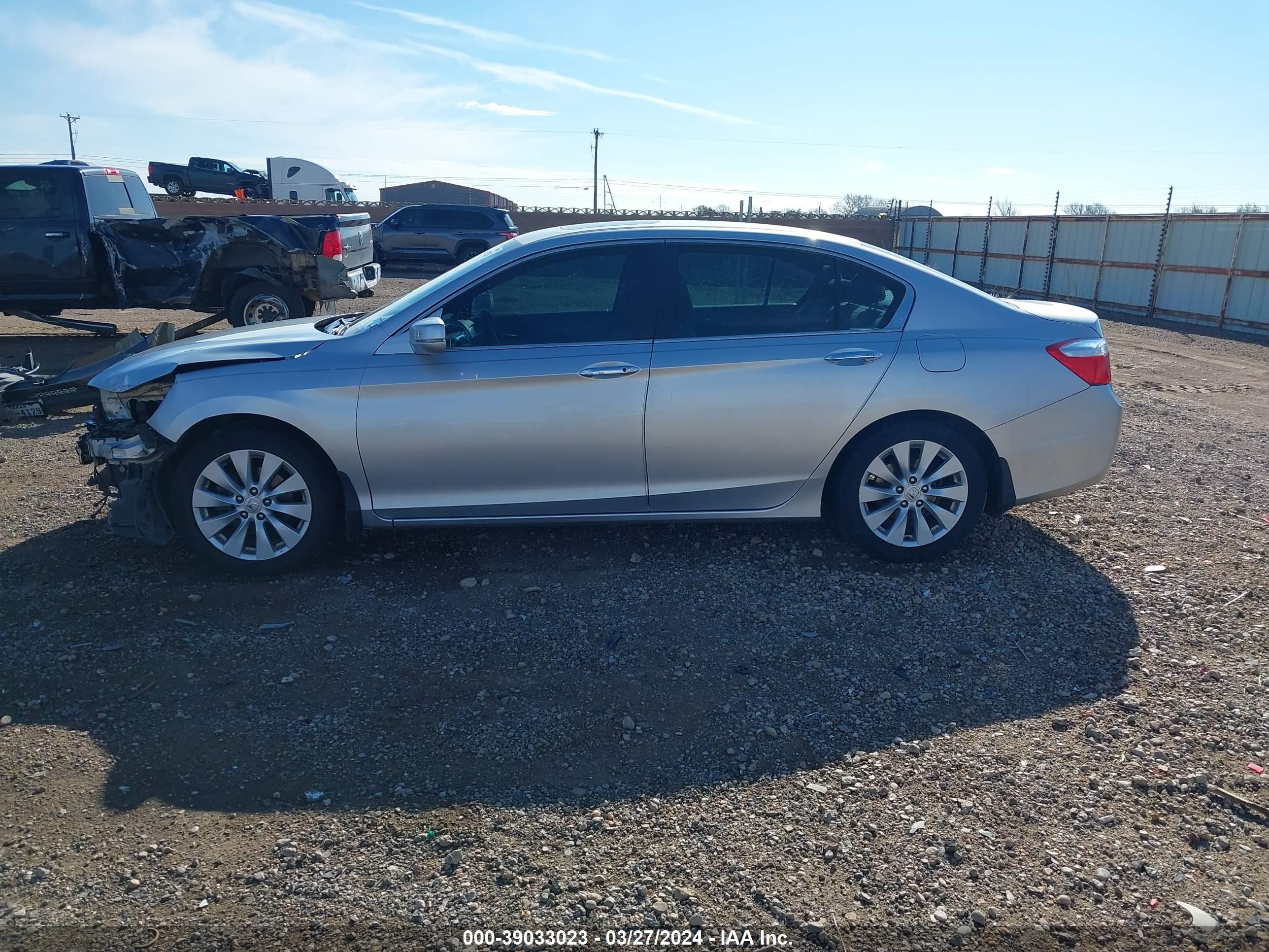 Photo 14 VIN: 1HGCR2F76DA132894 - HONDA ACCORD 