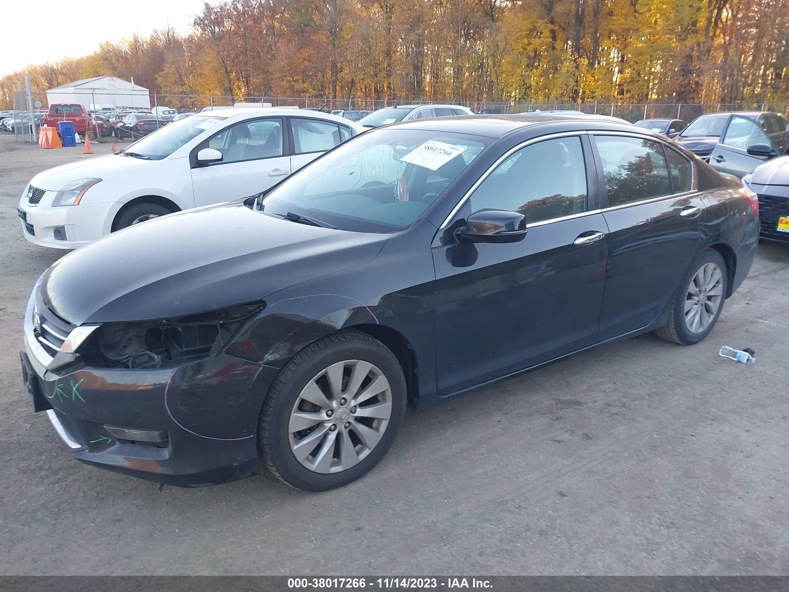 Photo 1 VIN: 1HGCR2F76EA126255 - HONDA ACCORD 