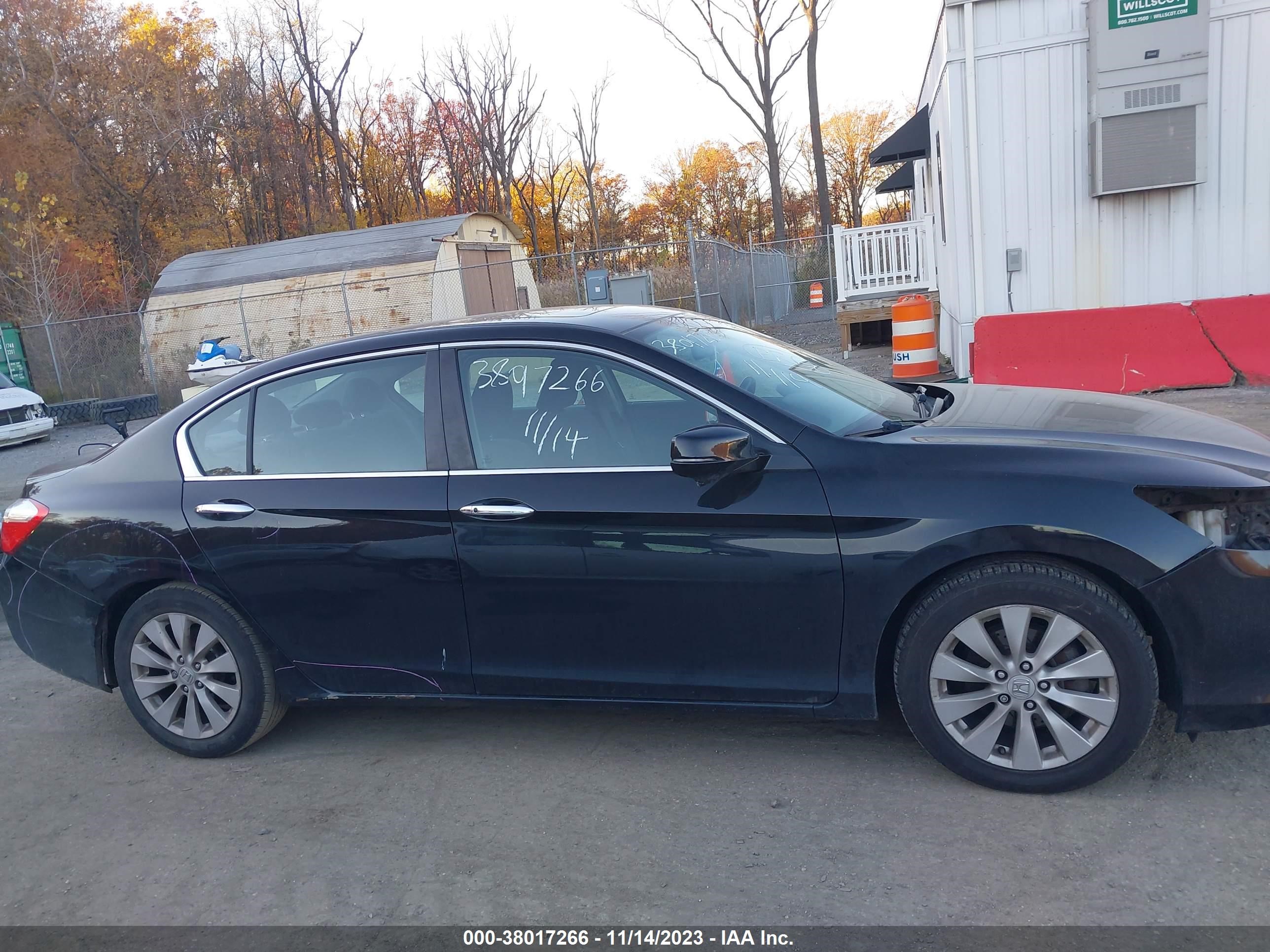 Photo 13 VIN: 1HGCR2F76EA126255 - HONDA ACCORD 