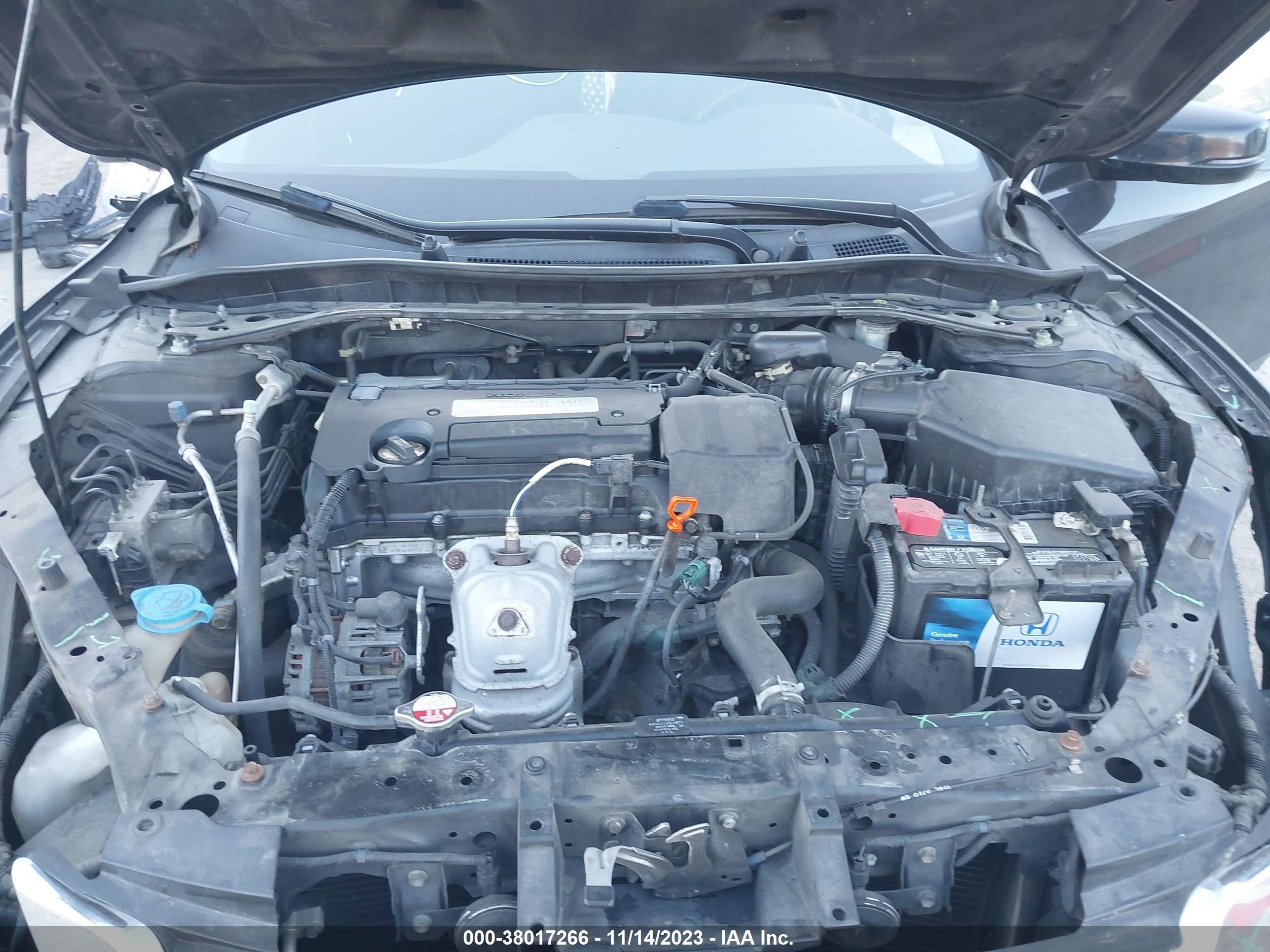 Photo 9 VIN: 1HGCR2F76EA126255 - HONDA ACCORD 