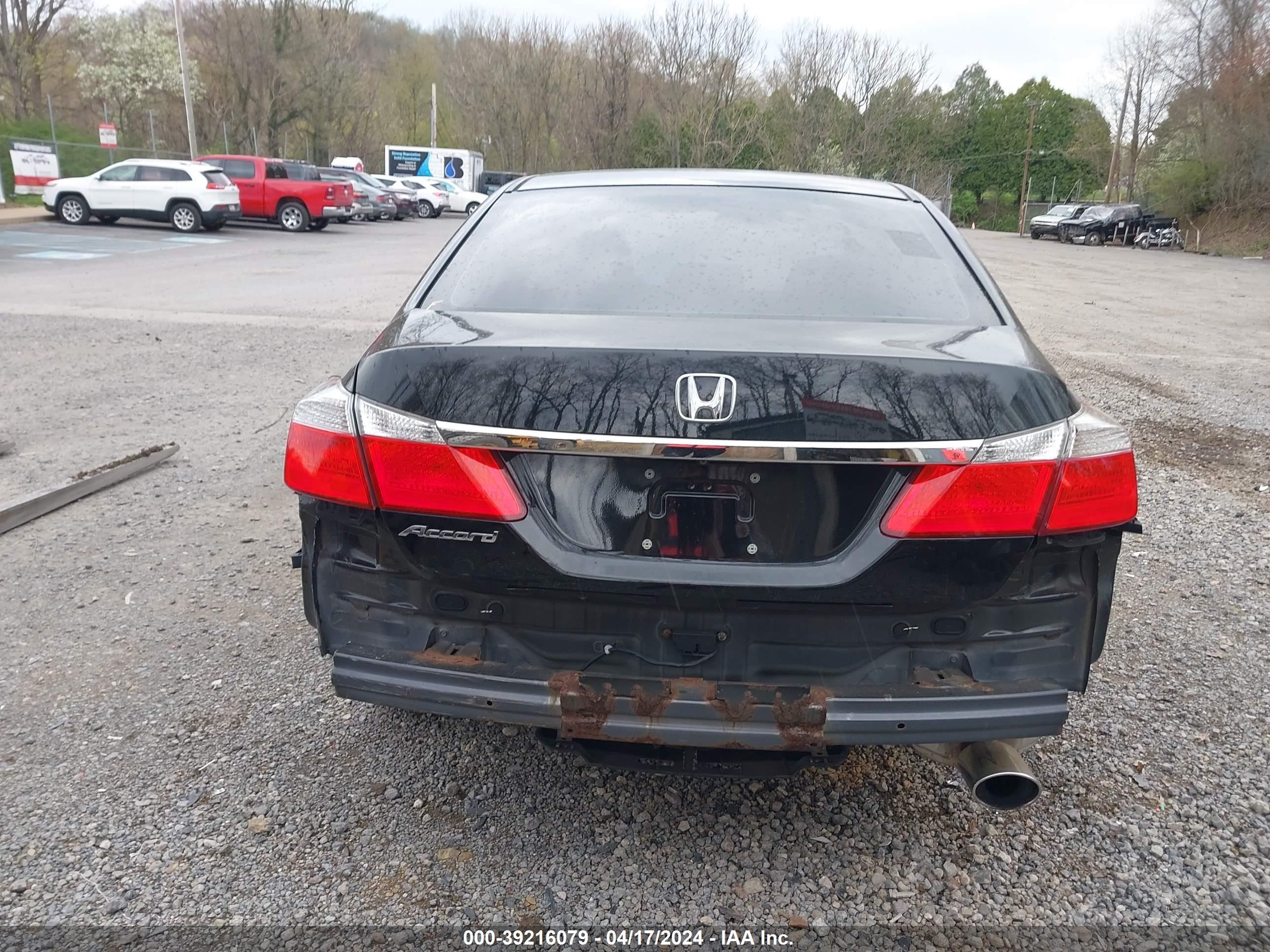 Photo 15 VIN: 1HGCR2F76EA133190 - HONDA ACCORD 