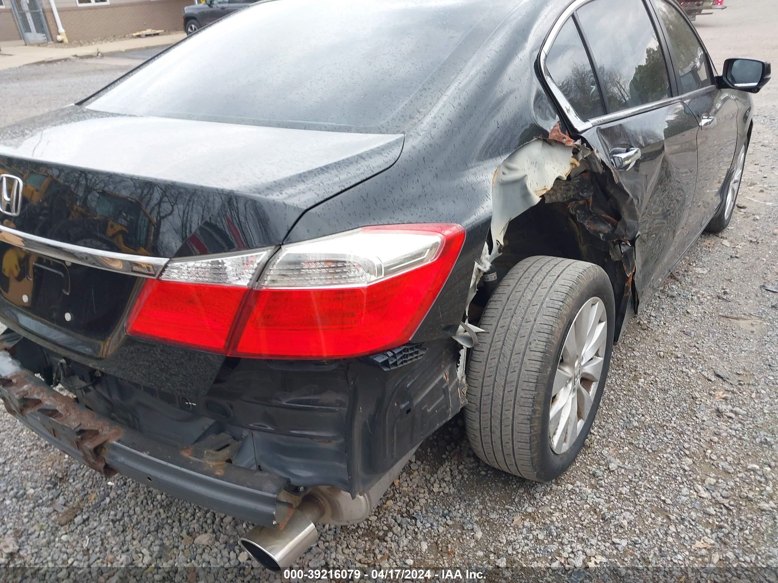 Photo 16 VIN: 1HGCR2F76EA133190 - HONDA ACCORD 