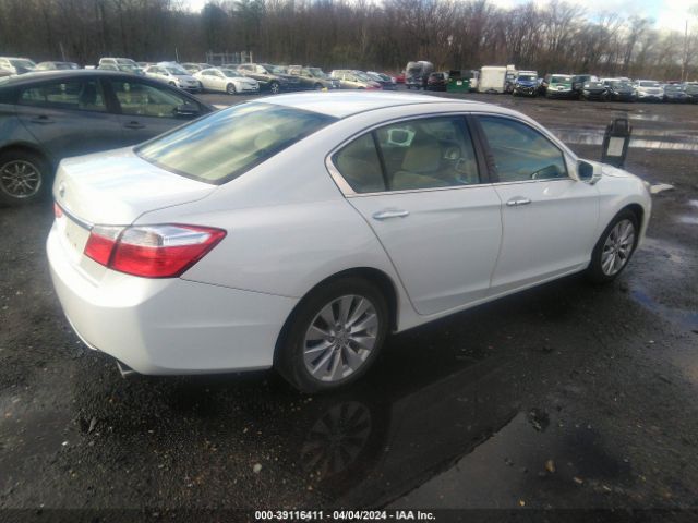 Photo 3 VIN: 1HGCR2F76EA163189 - HONDA ACCORD 