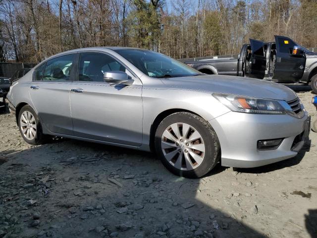 Photo 3 VIN: 1HGCR2F76EA245116 - HONDA ACCORD EX 