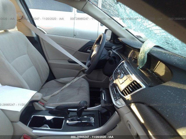 Photo 4 VIN: 1HGCR2F76FA141159 - HONDA ACCORD SEDAN 