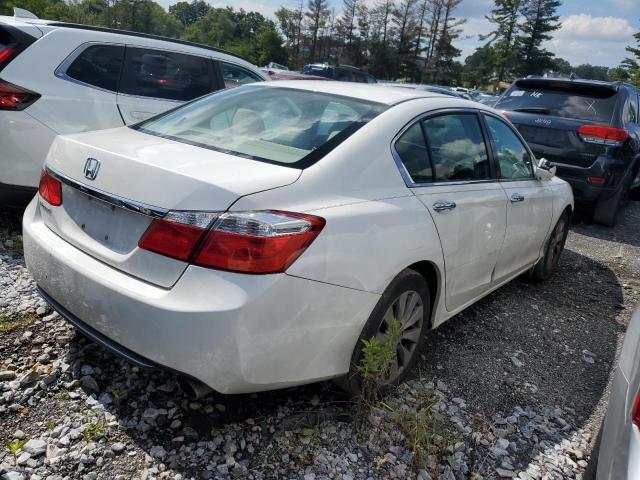 Photo 2 VIN: 1HGCR2F76FA207256 - HONDA ACCORD EX 