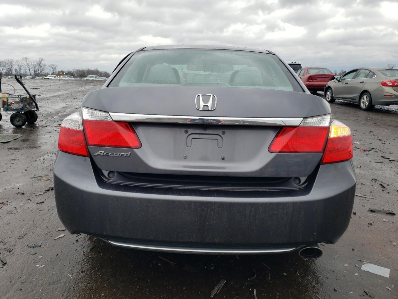 Photo 5 VIN: 1HGCR2F76FA226826 - HONDA ACCORD 